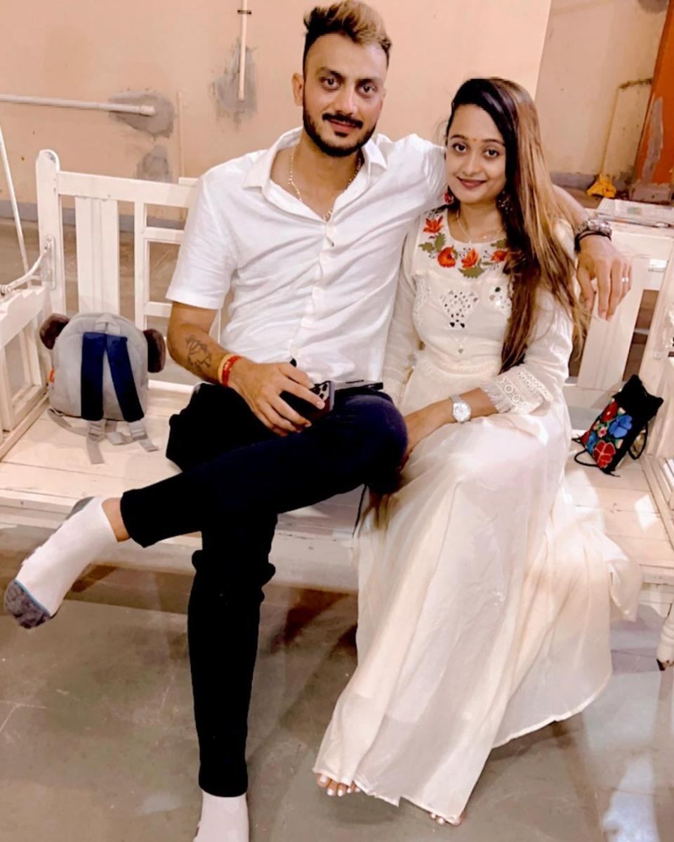 Axar Patel with wife 